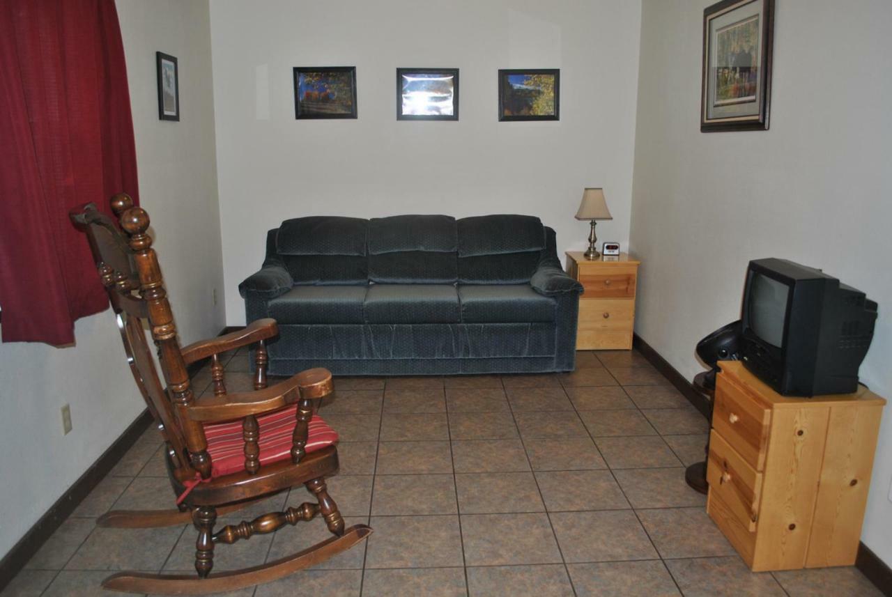 Aspen Inn Fort Klamath 외부 사진
