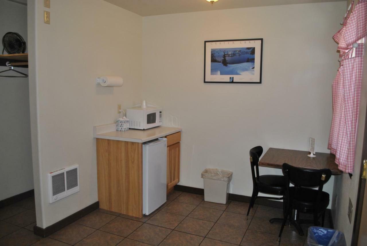 Aspen Inn Fort Klamath 외부 사진
